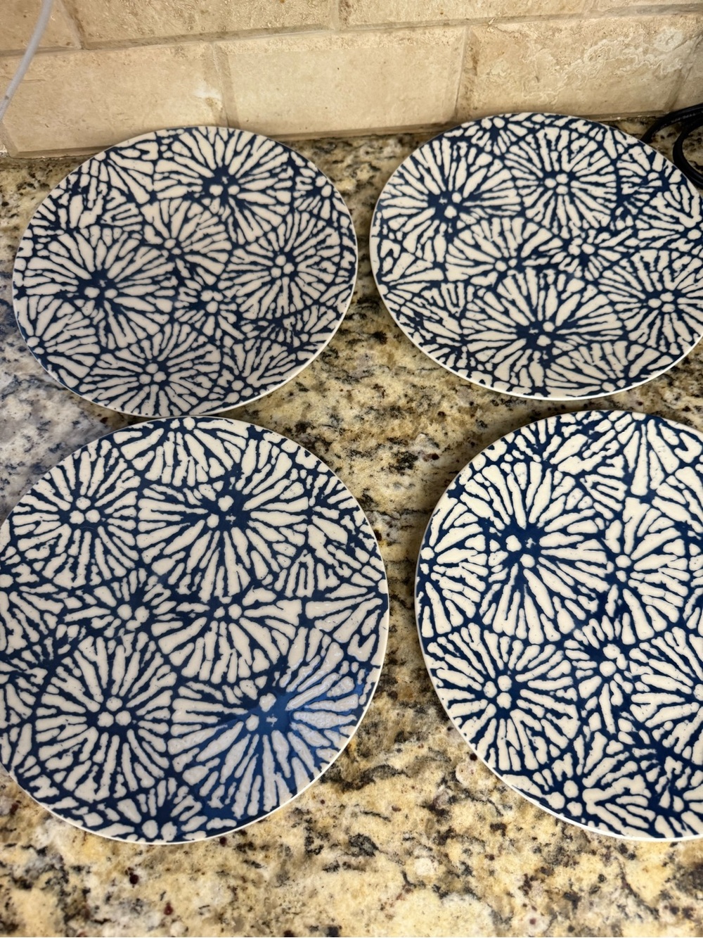 Lenox White Dinner Plate with Subtle Cream Rim